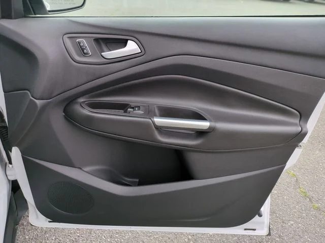 Used 2014 White Ford SE image 30