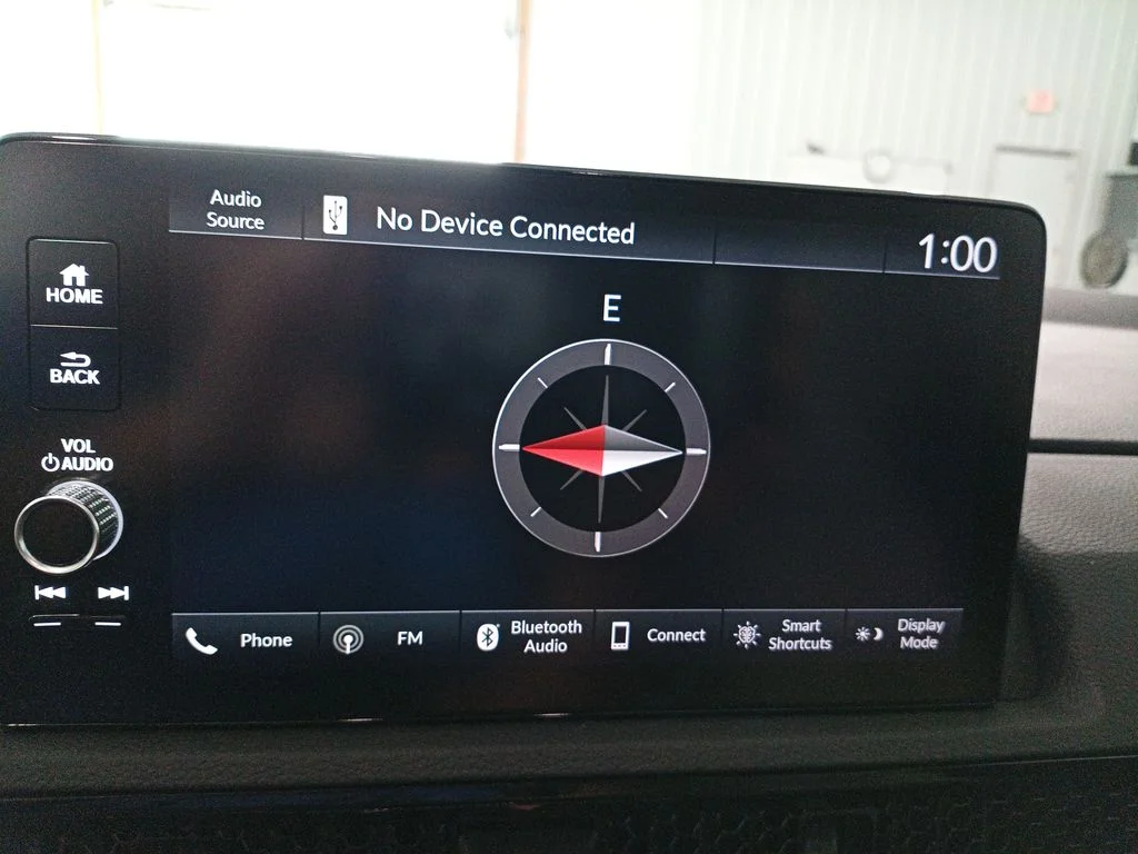 Used 2025 White Honda EX-L image 19
