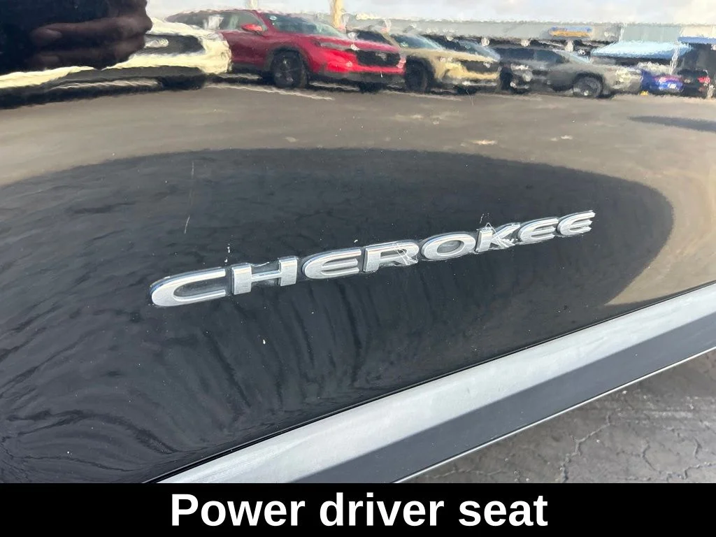 Certified Used 2021 Black Jeep Latitude Lux image 20