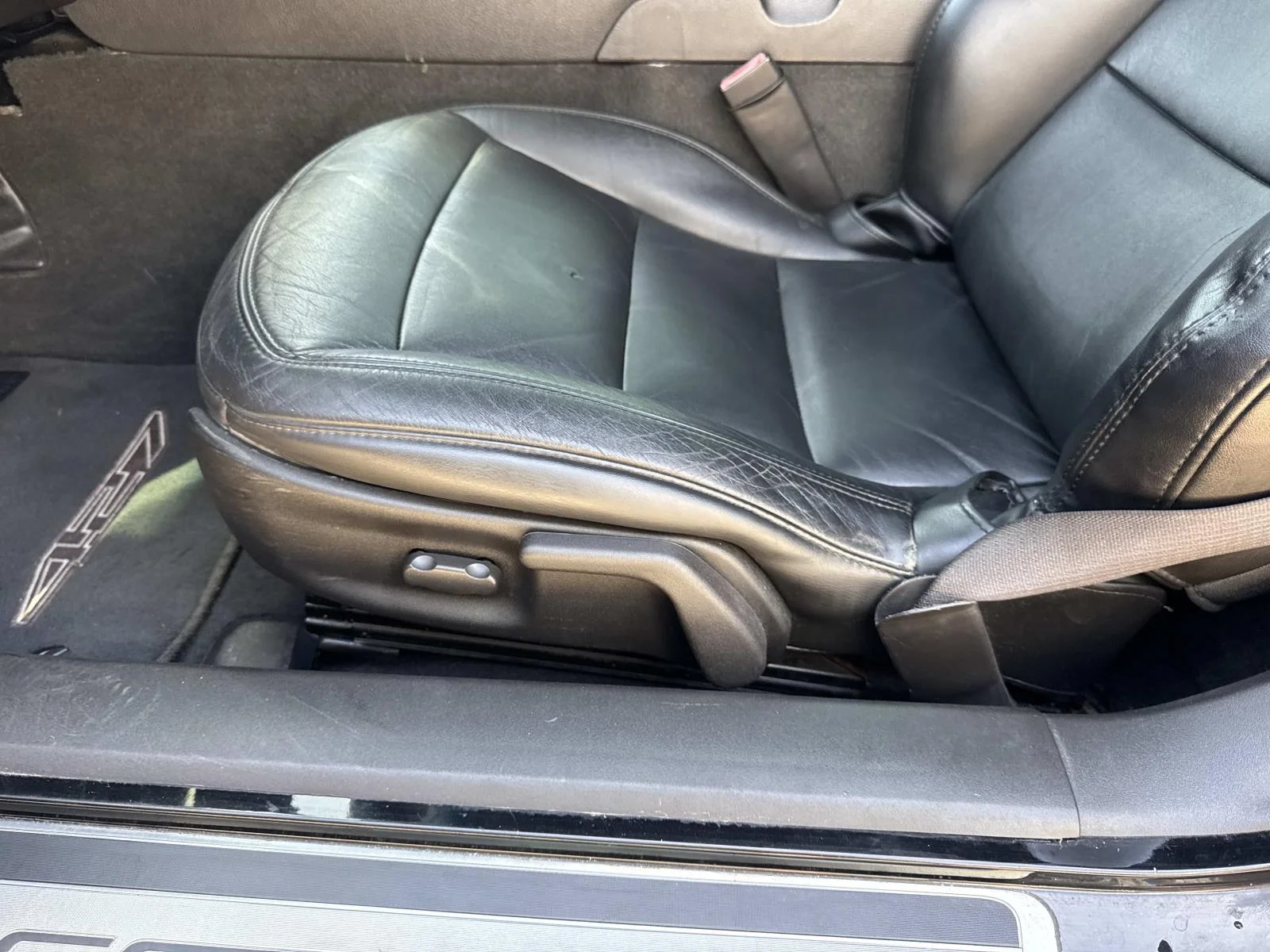 Used 2013 BLACK Chevrolet 427 1SA image 15
