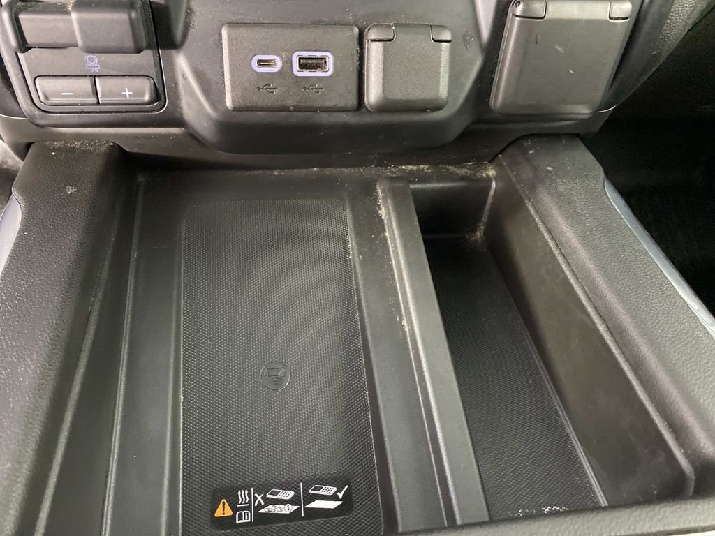 Used 2021 Blue Chevrolet LTZ image 22