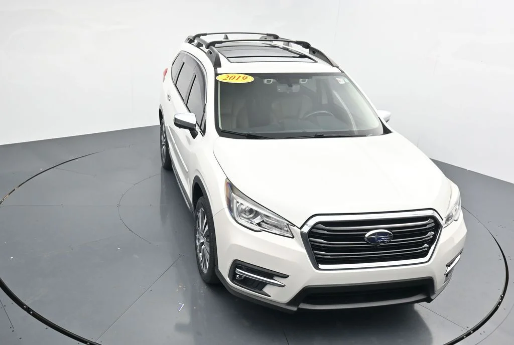 Used 2019 White Subaru Touring image 23