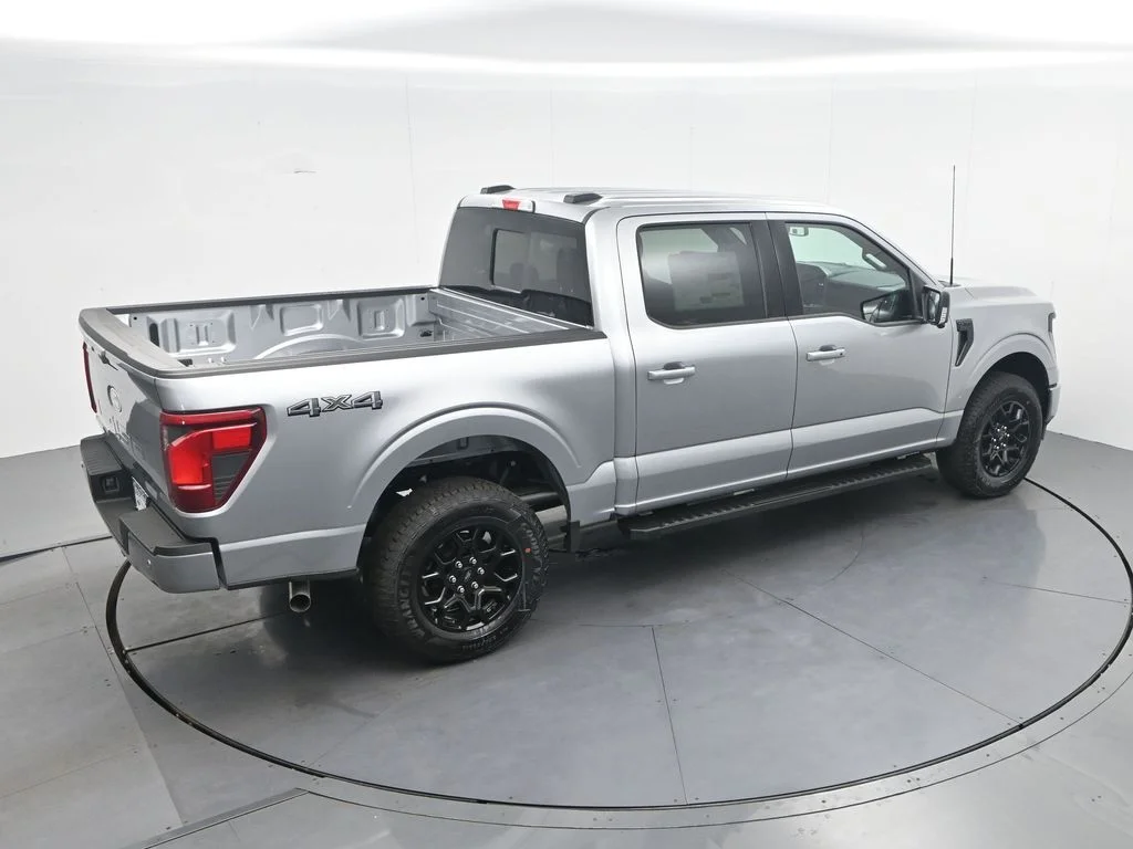 New 2026 Iconic Silver Metallic Ford XLT image 27