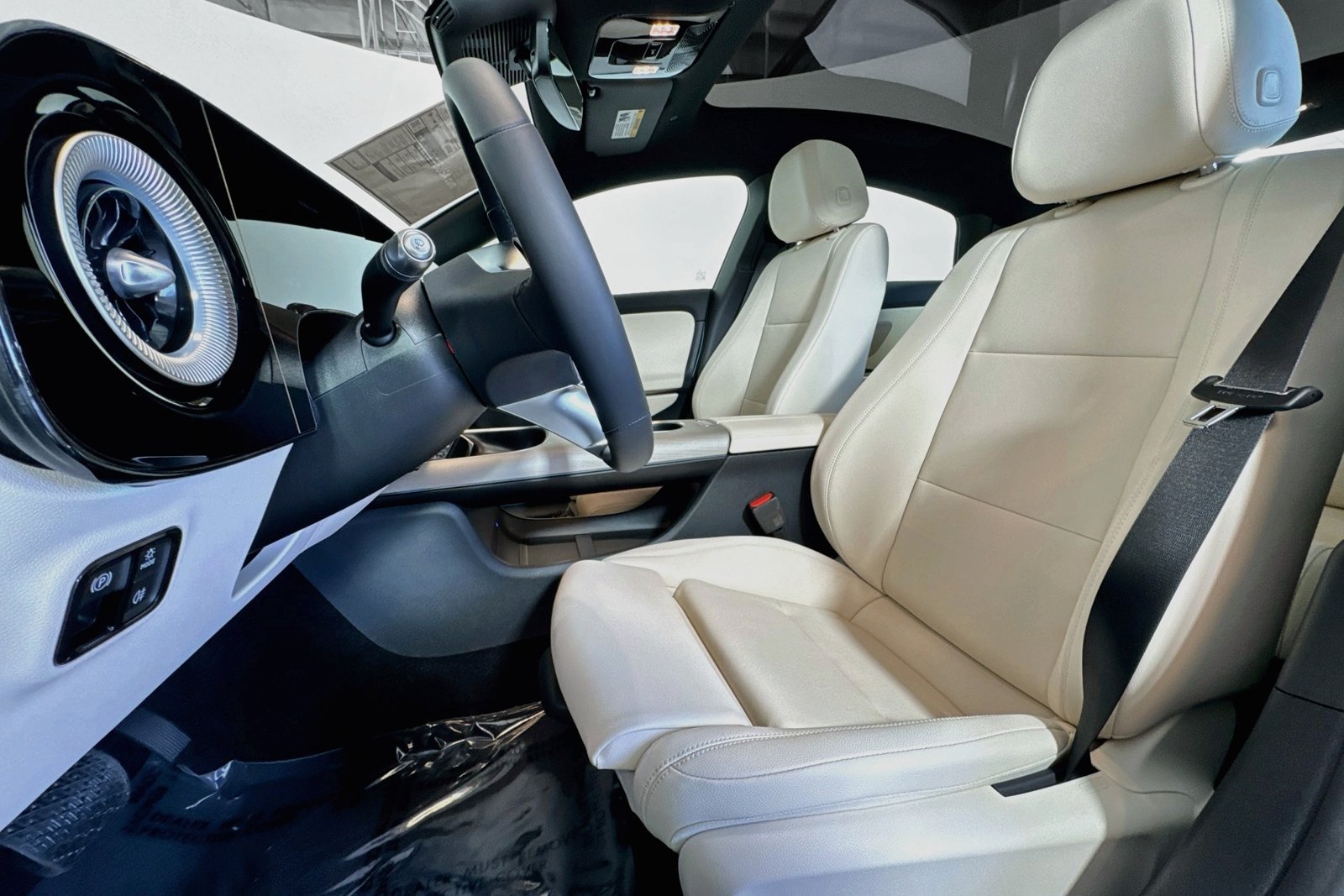 New 2027 Liquid Crystal Green Mercedes-Benz CLA 250+ Electric image 18