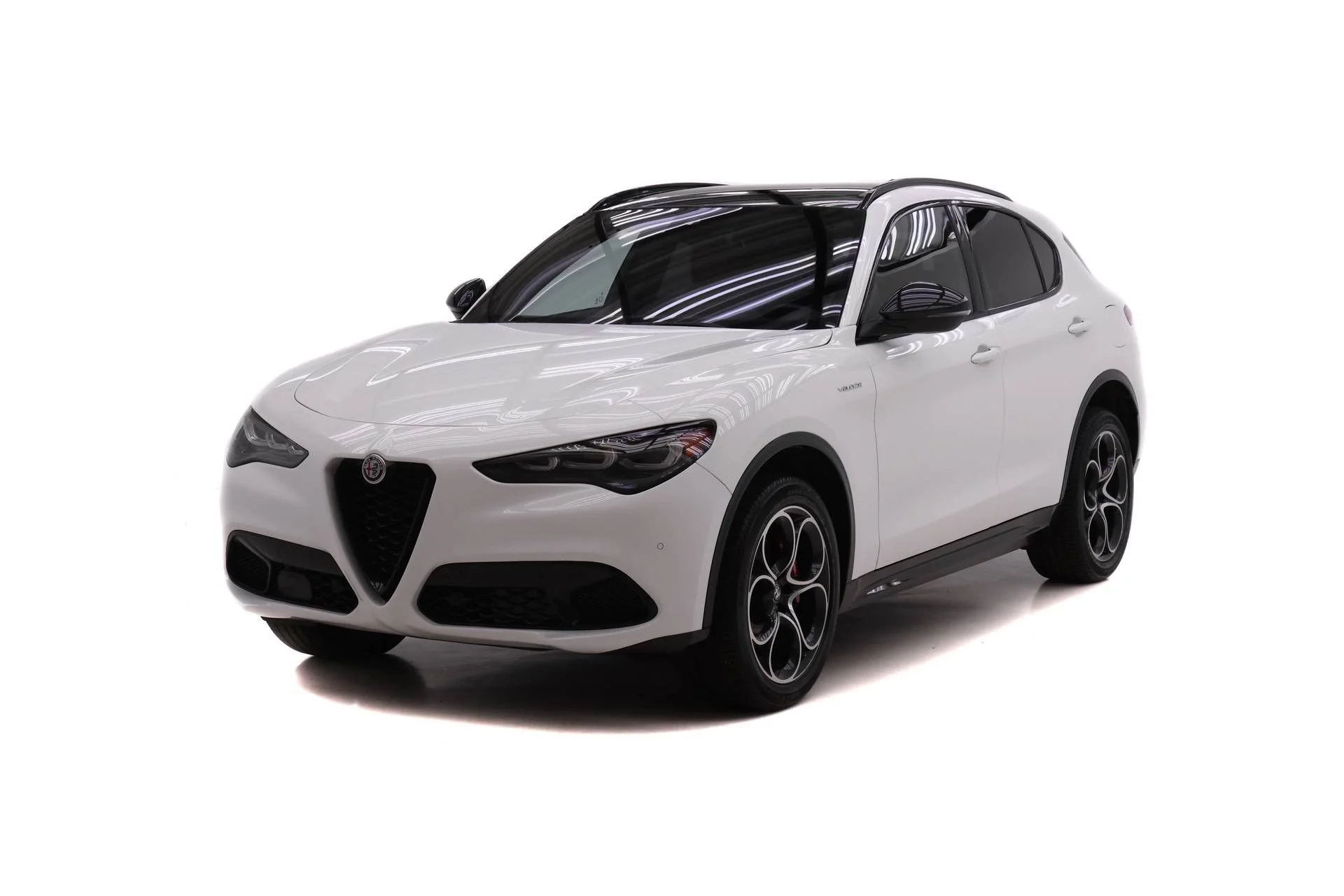 2024 Alfa Romeo Stelvio Veloce AWD's photo