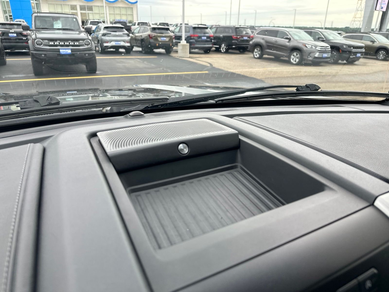 Used 2019 Gray Ford Lariat image 58