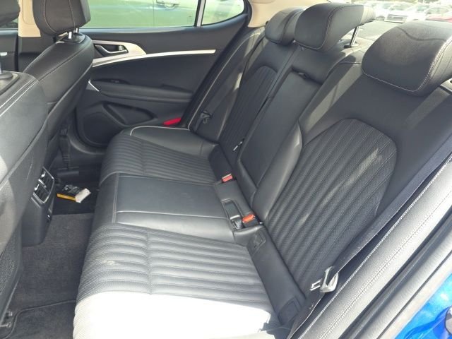 Used 2023 Blue Genesis 3.3T image 7