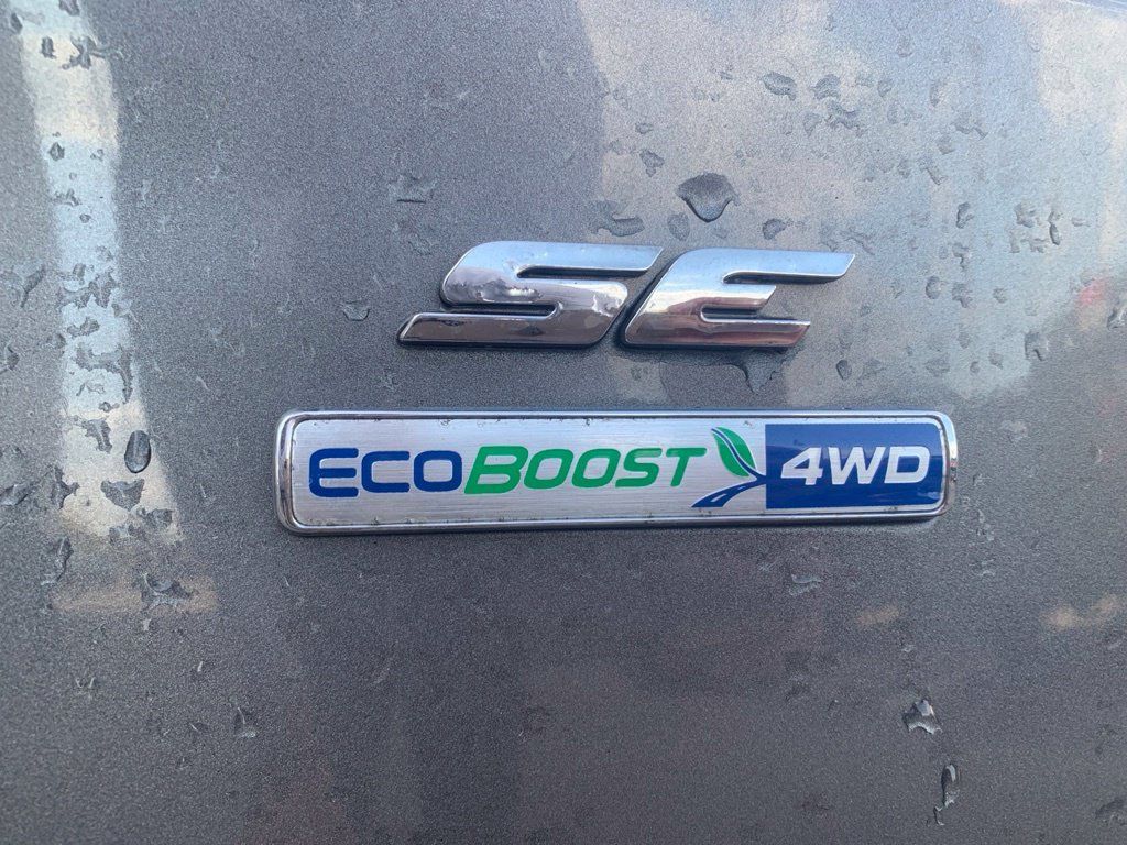 Used 2014 Gray Ford SE image 5