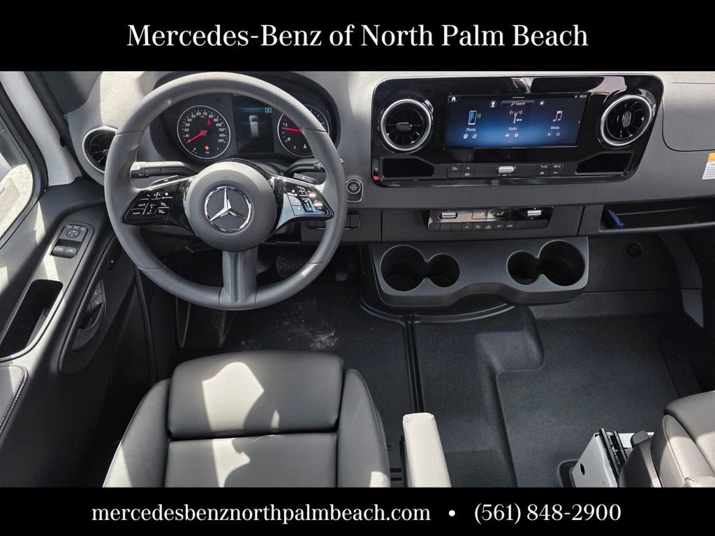New 2026 Arctic+White Mercedes-Benz  image 34