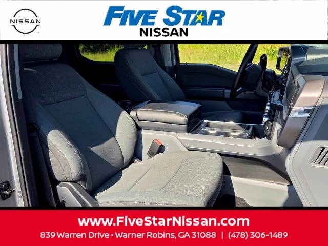 Used 2024 Silver Ford XLT image 15