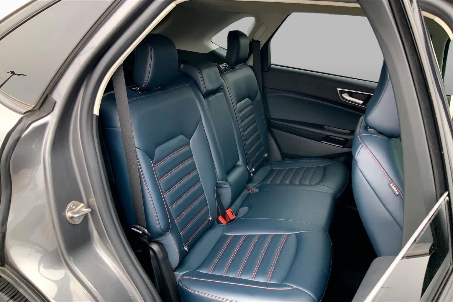 Used 2024 Carbonized Gray Metallic Ford SEL image 18