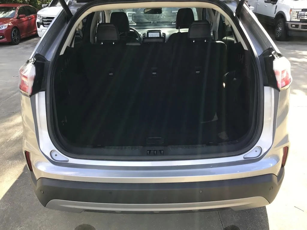 Certified Used 2024 Silver Ford SEL image 27
