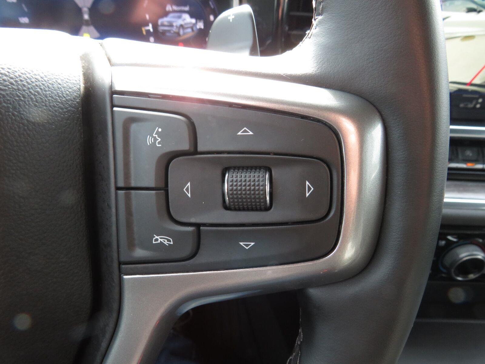 Used 2025 Black Chevrolet LTZ image 34