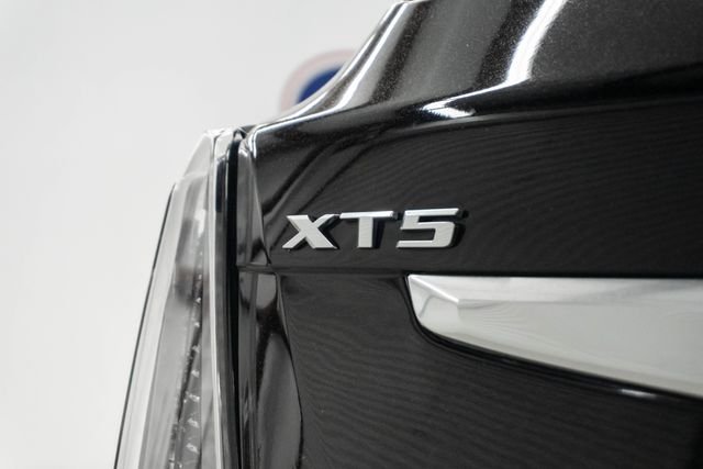 Used 2020 Black Cadillac Sport image 10