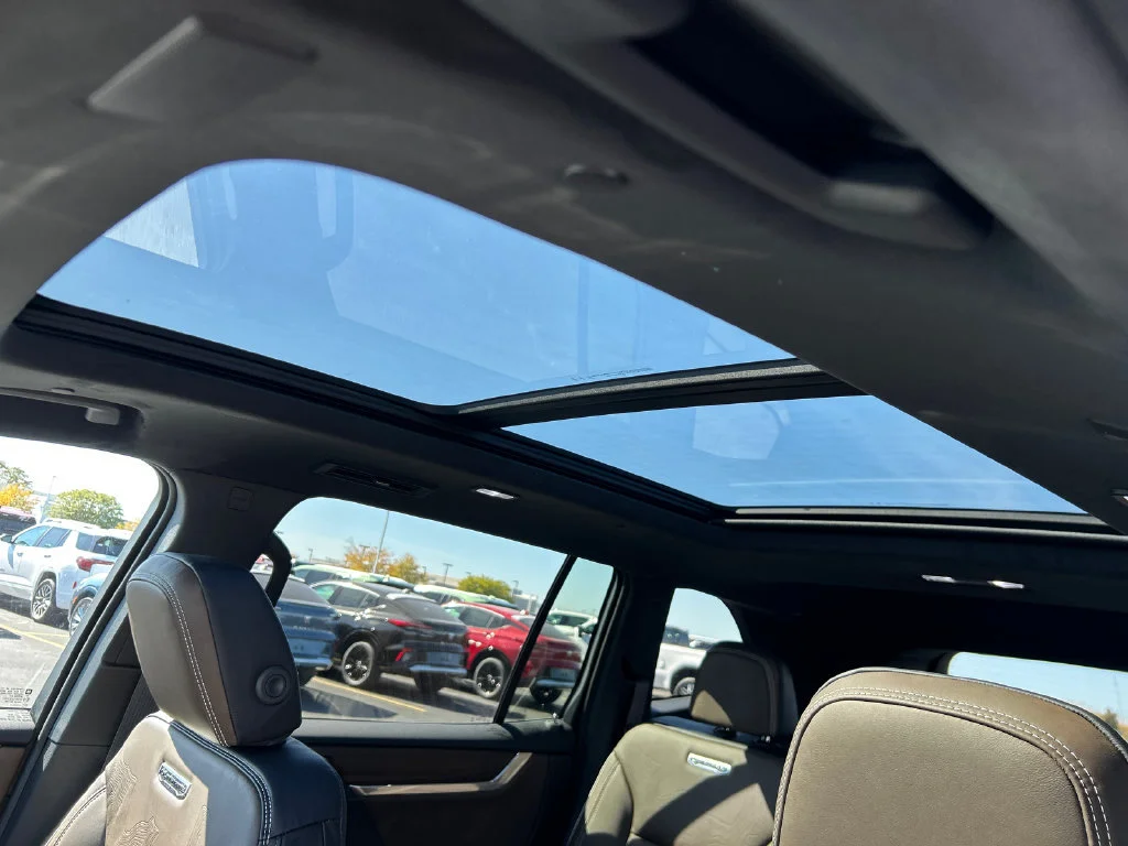 2027 GMC Acadia Denali Ultimate - Photo 28