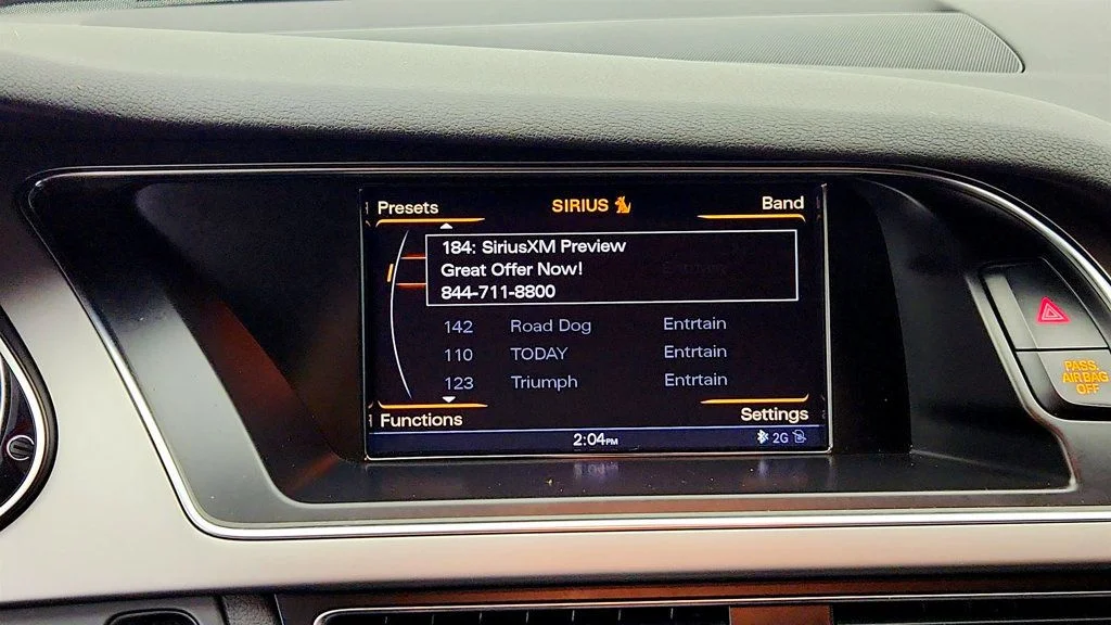Used 2013 Glacier White Metallic Audi 4dr Sedan Automatic quattro 2.0T Premium Plus w/ MMI Navigation image 19