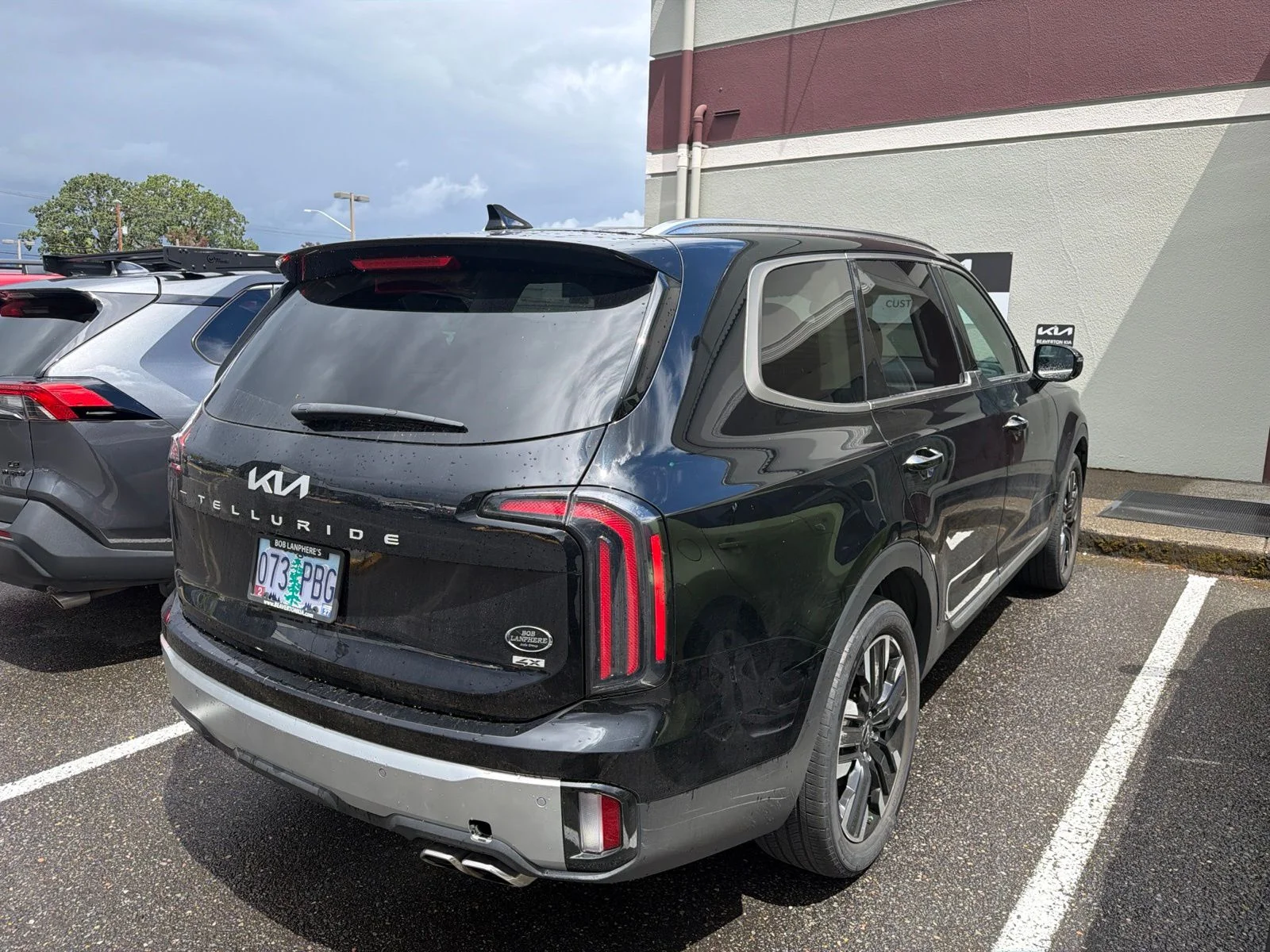 Used 2023 Black Kia SX image 4