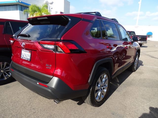 Used 2025 Red Toyota XLE Premium image 4