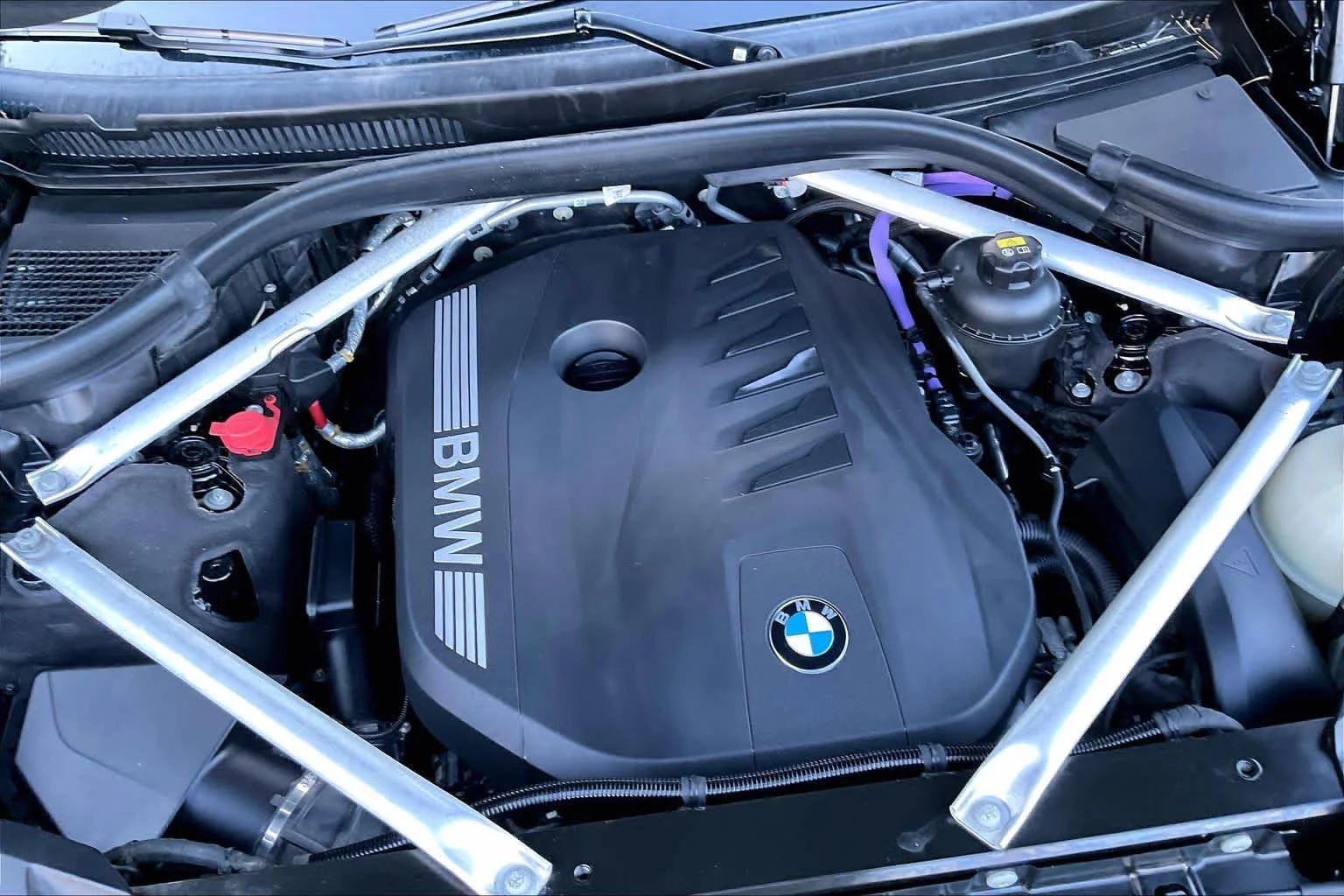 Used 2023 Black Sapphire Metallic BMW xDrive40i image 30