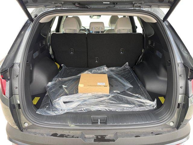 New 2026 Amazon Gray Hyundai SEL AWD image 37