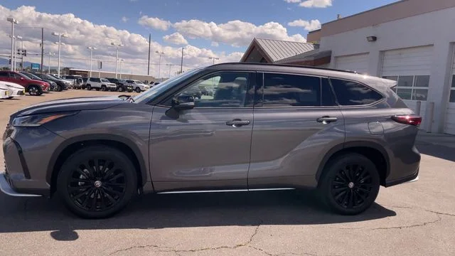 Used 2025 Gray Toyota XSE image 6