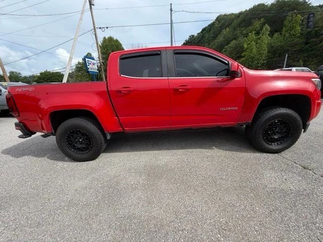 Used 2018 Red Chevrolet LT image 8