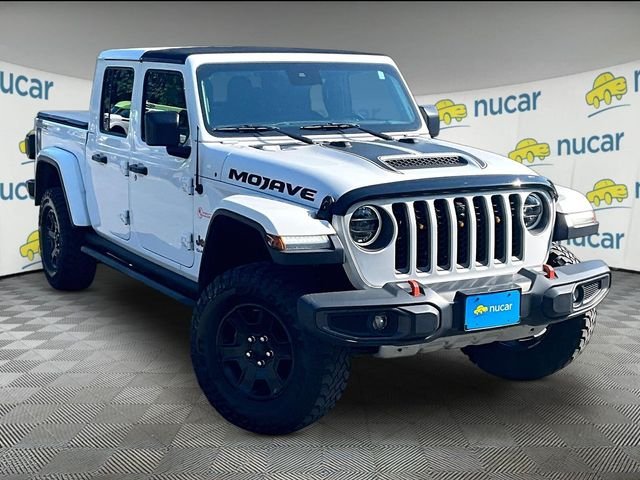 Used 2020 White Jeep Mojave image 1