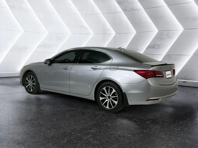 Used 2017 Silver Acura 2.4L image 6