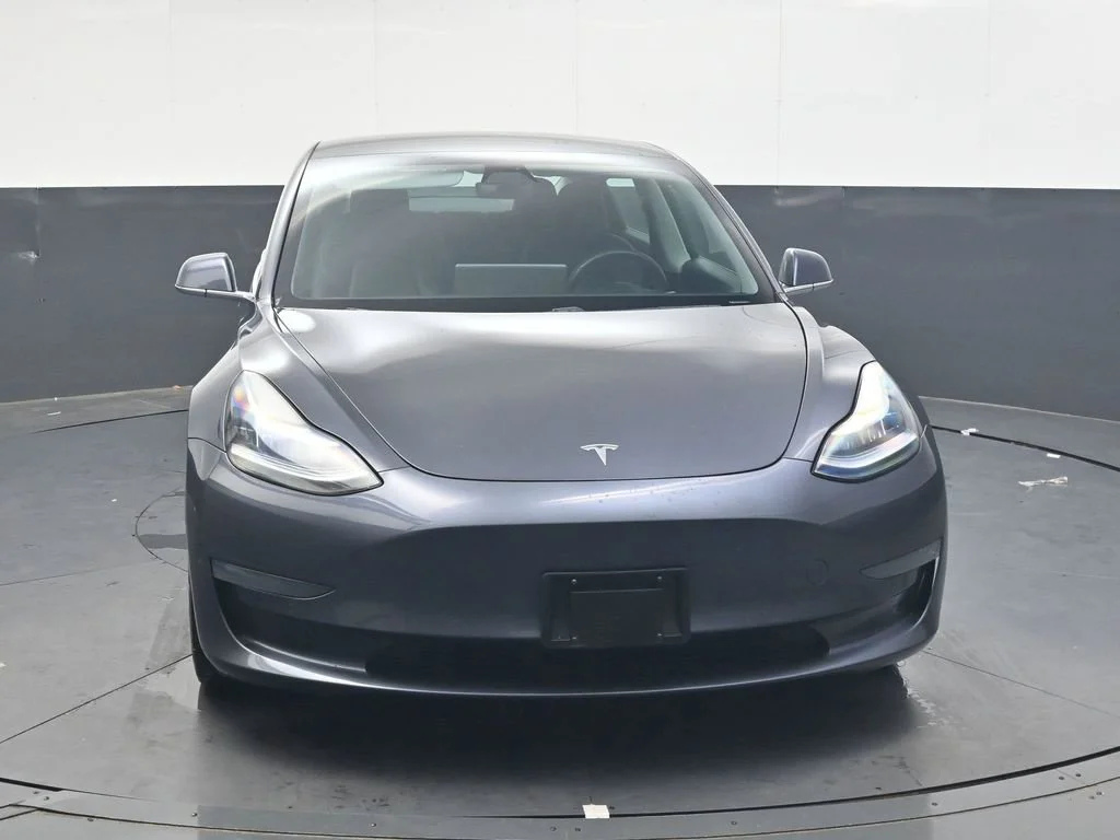 Used 2020 Midnight Silver Metallic Tesla Long Range image 9