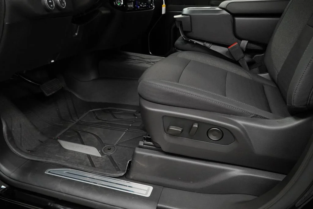 New 2026 Black Chevrolet LT image 22