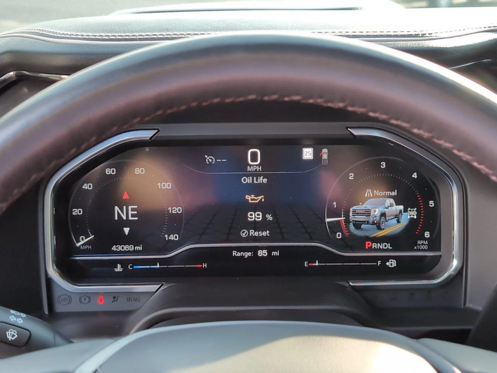 Used 2025 Onyx Black GMC AT4X image 28