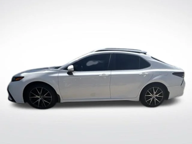 Used 2024 White Toyota SE image 4