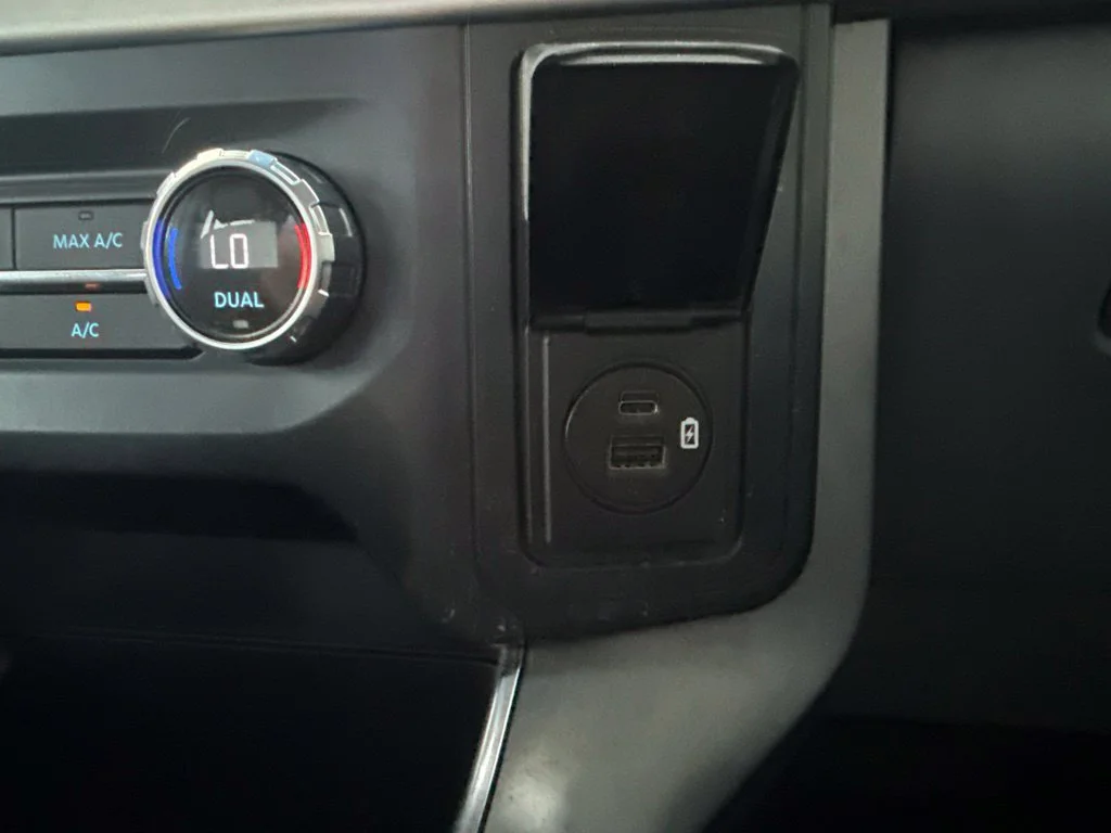 Used 2021 White Metallic Ford XLT image 31