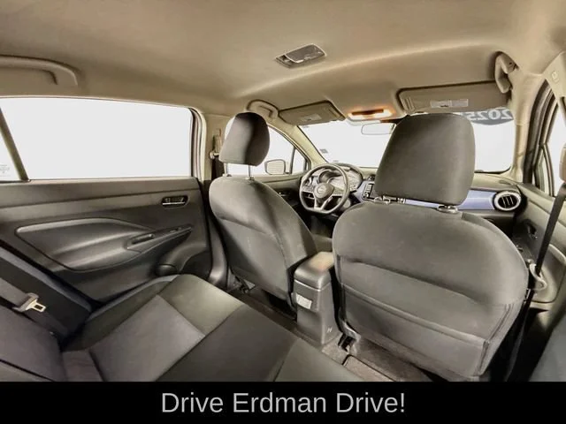 2025 Nissan Versa Sedan SV - Photo 28
