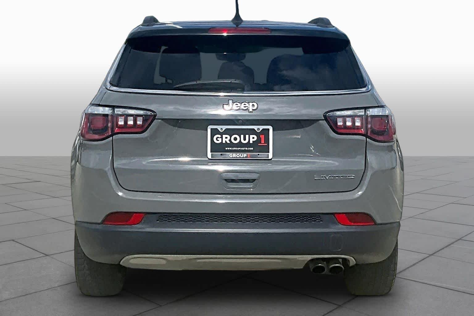 Used 2020 Sting-Gray Clearcoat Jeep Limited image 4