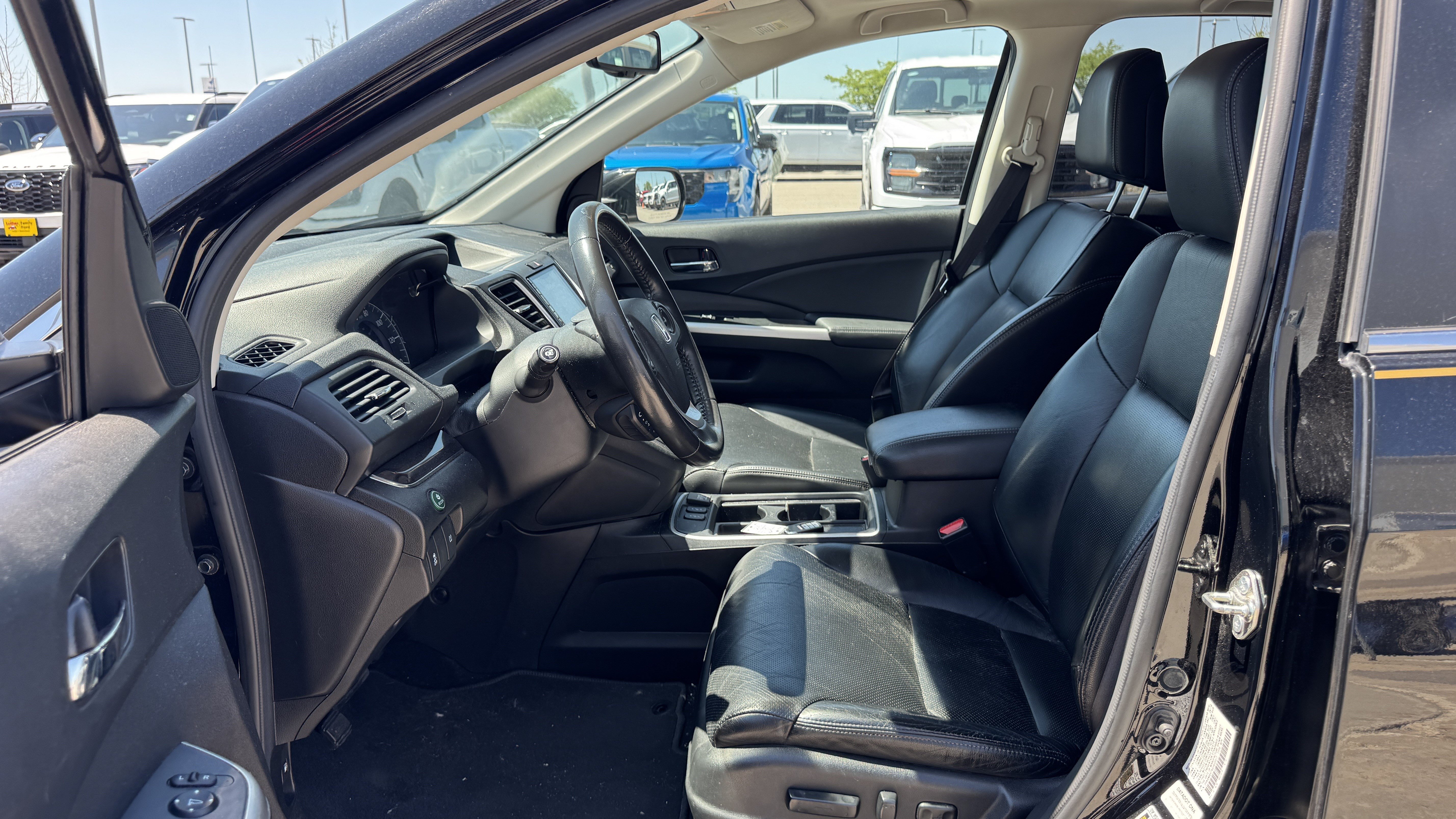 Used 2016 Crystal Black Pearl Honda EX-L image 5