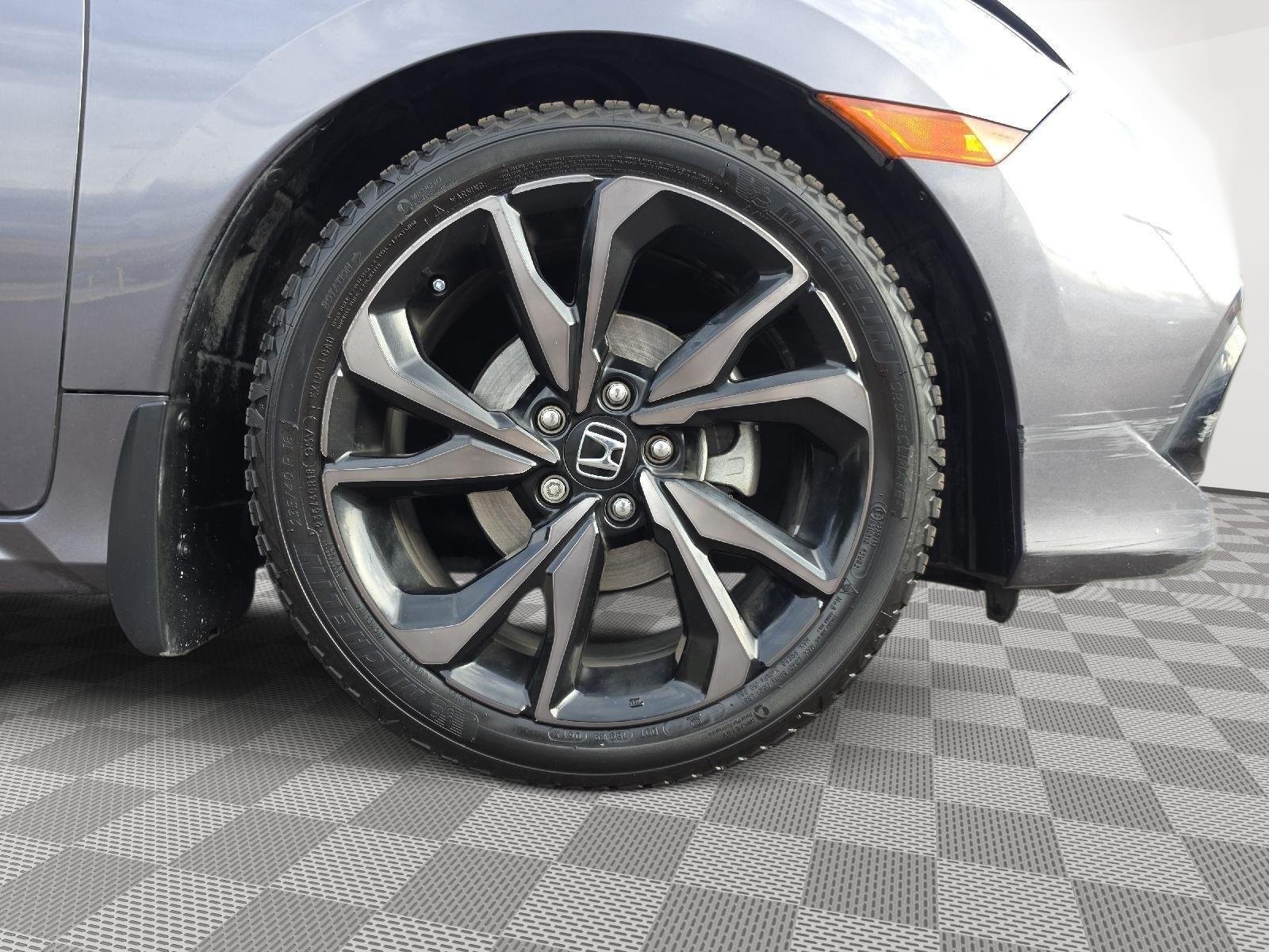 Used 2020 Modern Steel Metallic Honda Sport image 32