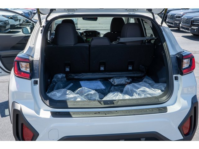 New 2026 CRYSTAL WHITE PEARL Subaru Premium image 31