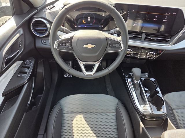 2026 Chevrolet Trax LT - Photo 11