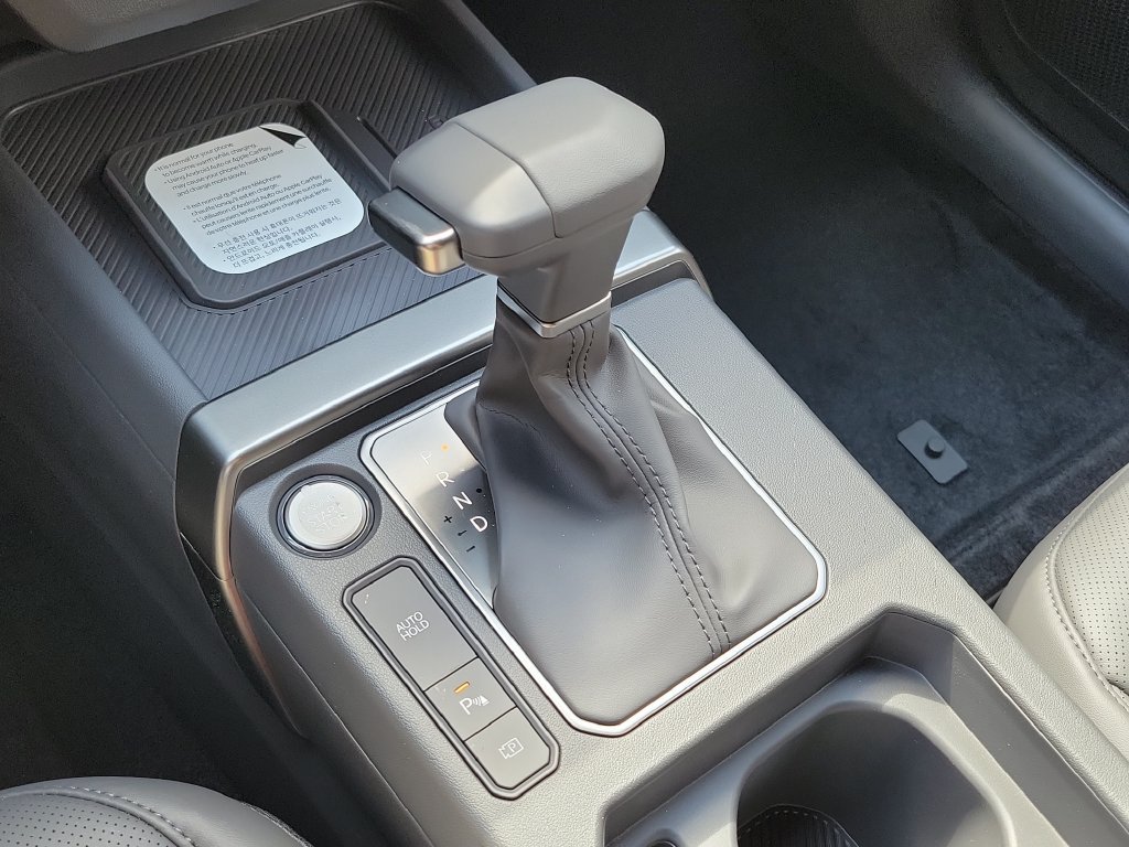 New 2027 Terrain Brown Kia X-Line S image 34