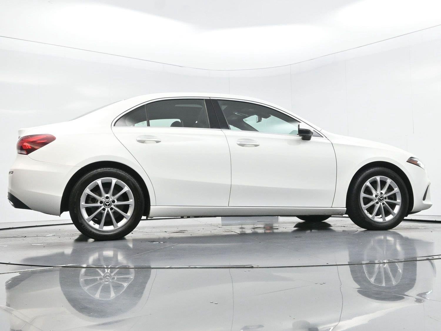 Used 2019 Night Black Mercedes-Benz A 220 image 47