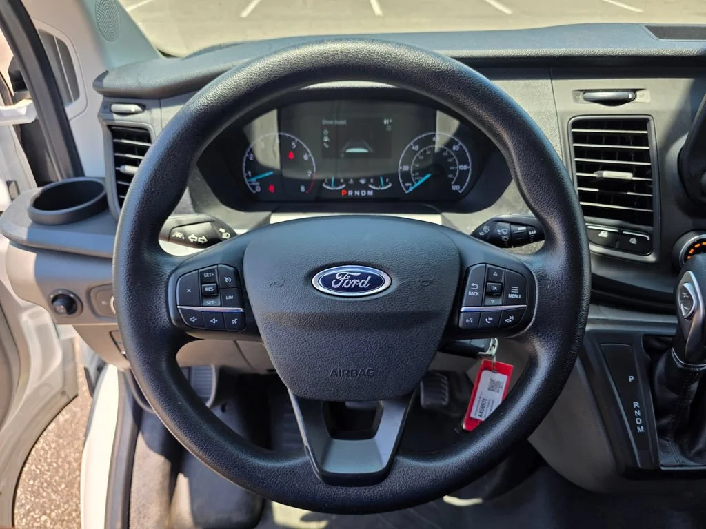 Used 2025  Ford T-250 130" Low Rf 9070 GVWR RWD image 19