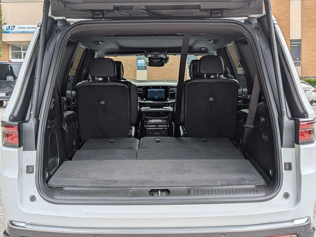 Used 2022 White Jeep Series III image 6