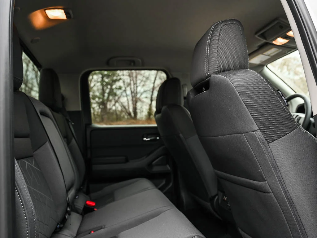2026 Nissan Frontier SV - Photo 10