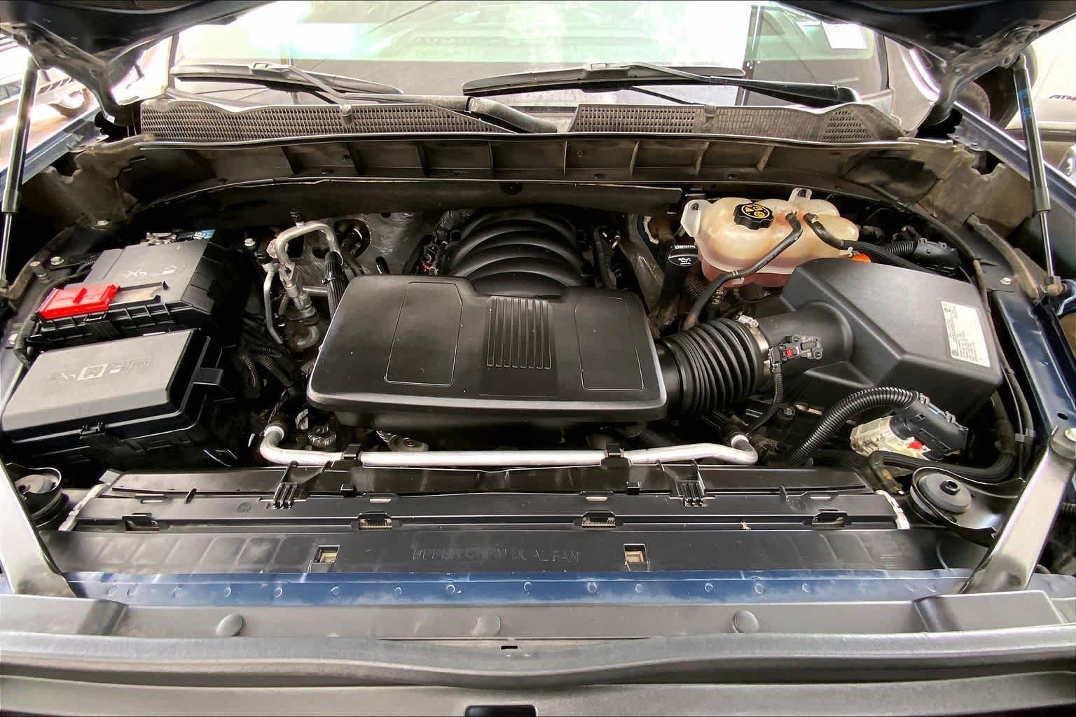 Used 2020 Pacific Blue Metallic GMC AT4 image 32