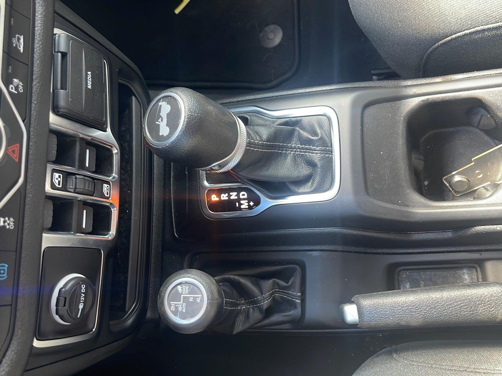 Used 2024 Bright White Clearcoat Jeep Sport S image 18