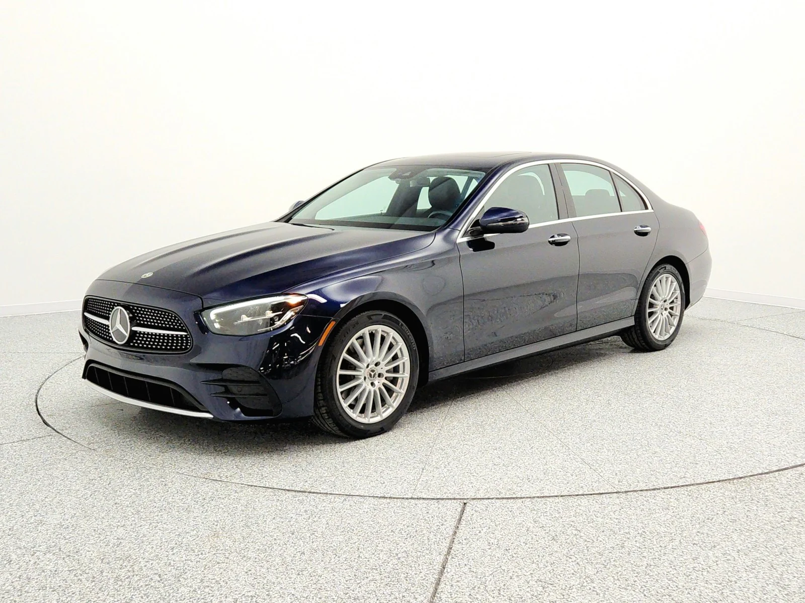 2022 Mercedes-Benz E-Class E350's photo
