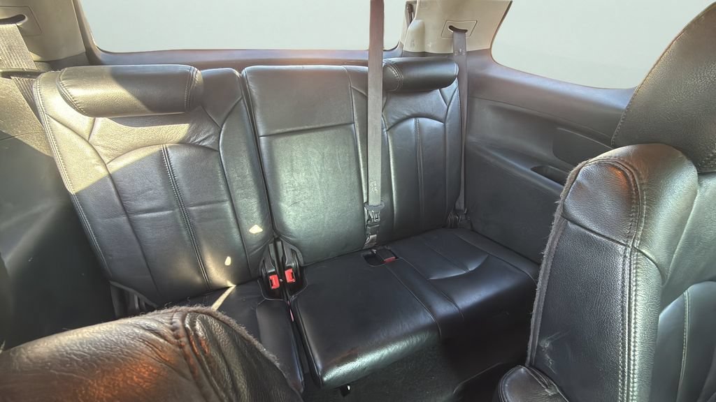 Used 2014 Summit White GMC SLE image 17