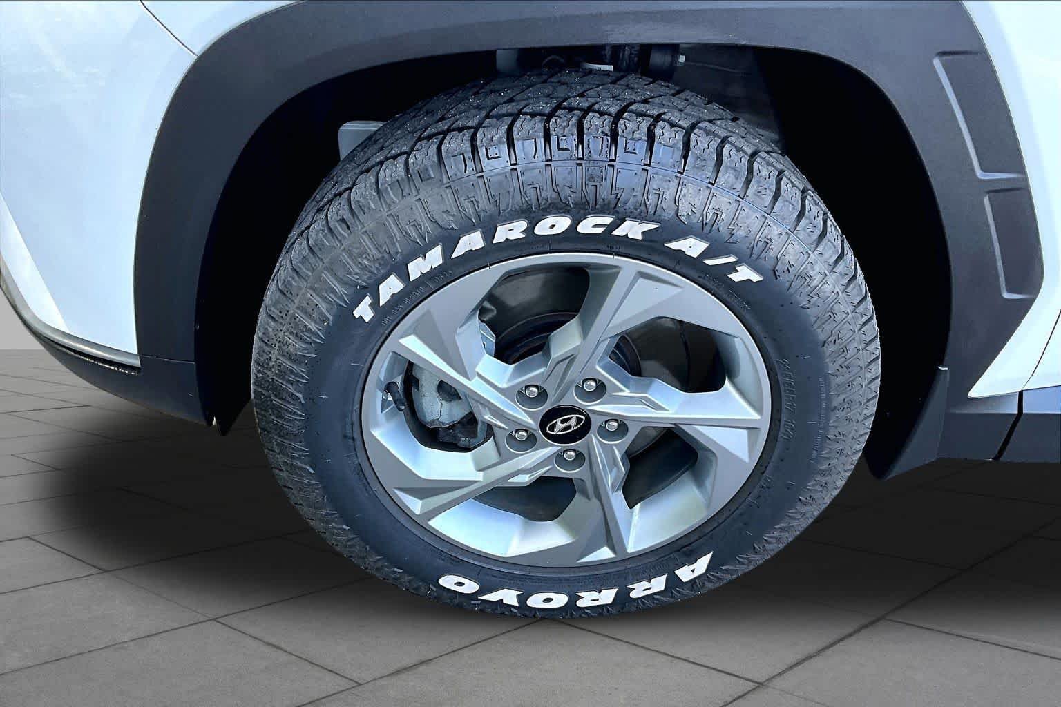 Used 2023 Serenity White Pearl Hyundai SEL image 11