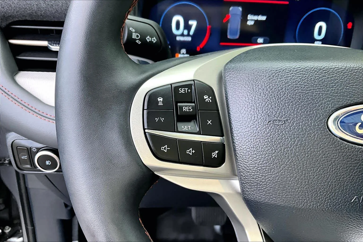 Used 2025 Carbonized Gray Ford Active image 23